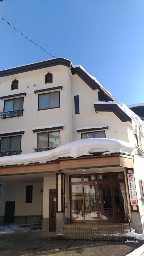 Nozawa Dream Central Екстер'єр фото