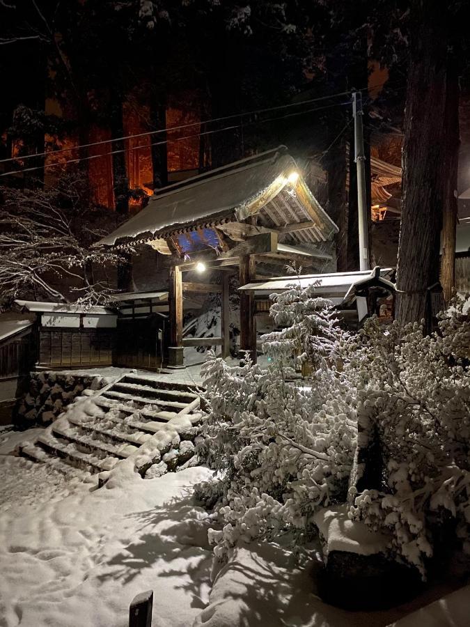 Nozawa Dream Central Екстер'єр фото