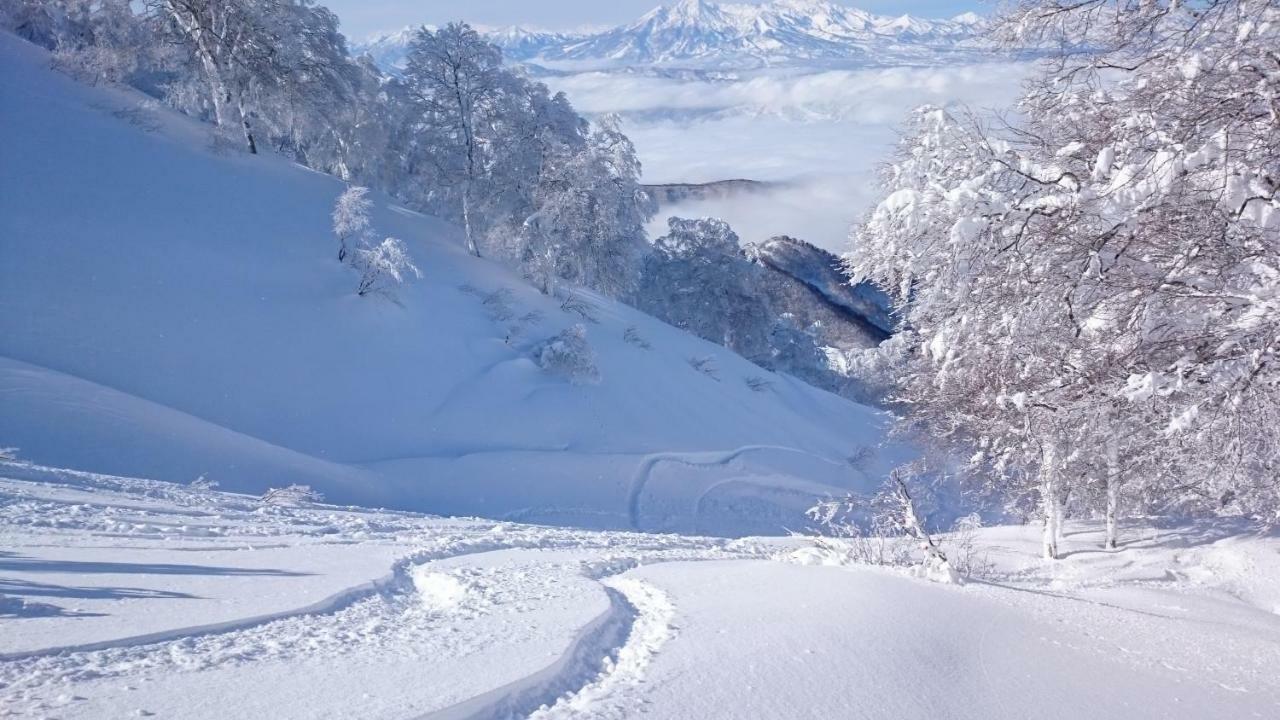 Nozawa Dream Central Екстер'єр фото