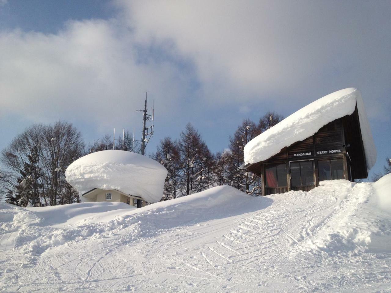 Nozawa Dream Central Екстер'єр фото