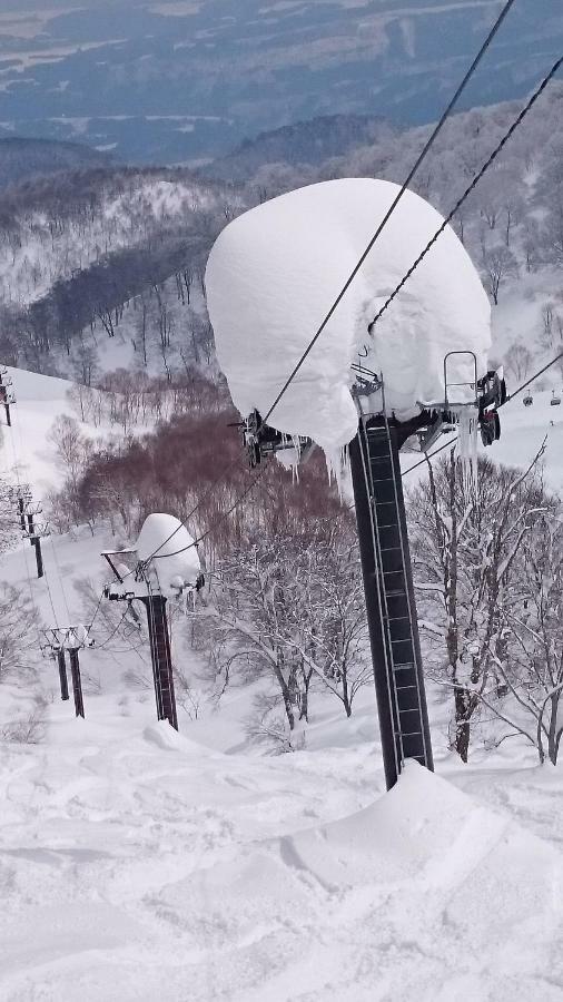 Nozawa Dream Central Екстер'єр фото